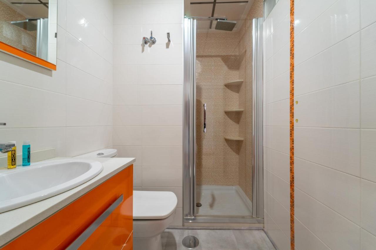 Myflats Riscal Apartment Alicante Bagian luar foto